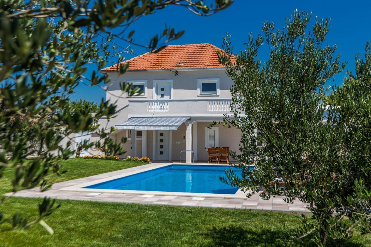 Kristina Holiday Home With Private Swimmingpool Visocane Eksteriør bilde