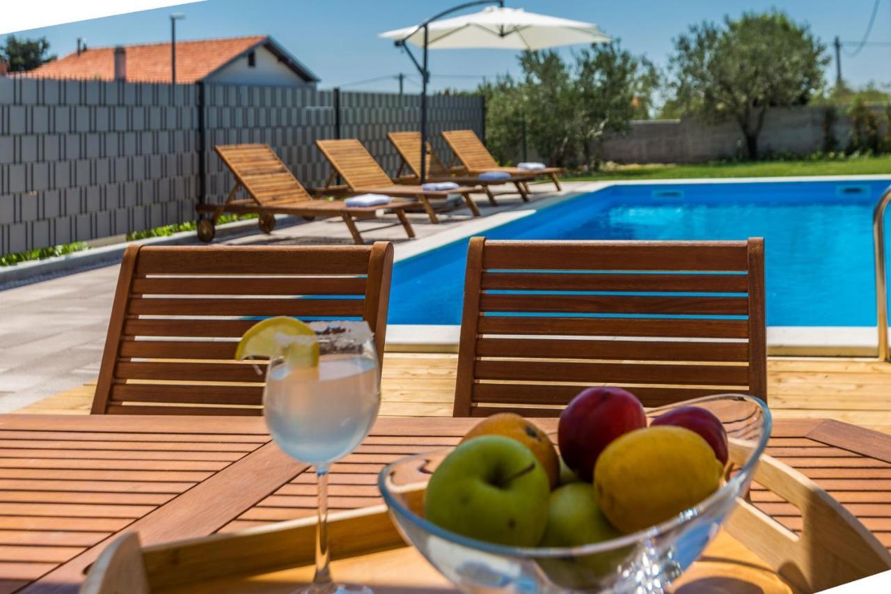 Kristina Holiday Home With Private Swimmingpool Visocane Eksteriør bilde