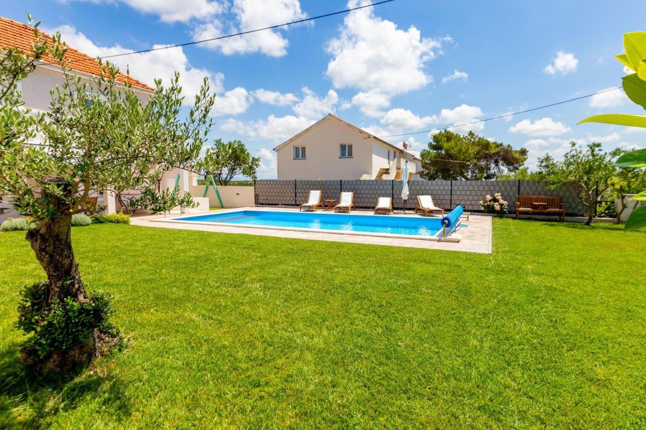 Kristina Holiday Home With Private Swimmingpool Visocane Eksteriør bilde
